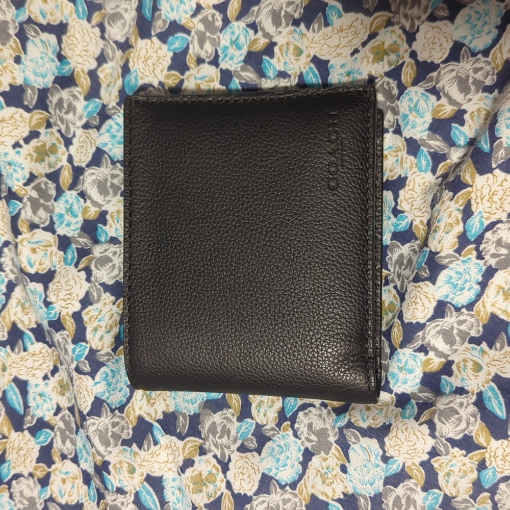 COACH | Black Leather Bifold Wallet